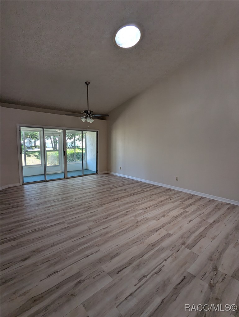 806 Windermere Boulevard Inverness, FL 34453 - Photo 4 of 23