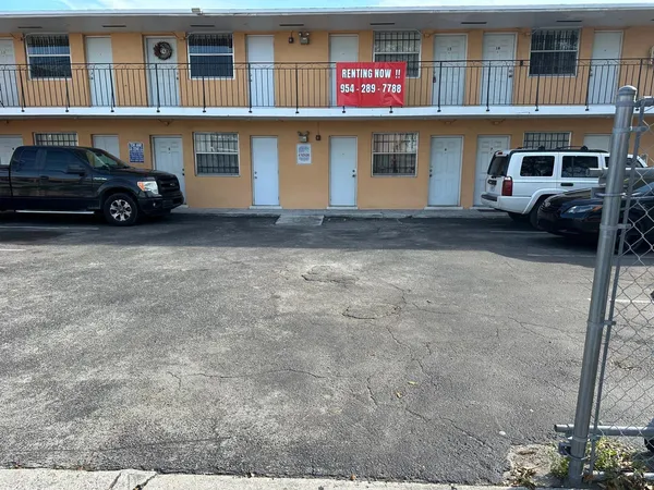 $1,575 | 750 Northwest 56th Street, Unit 17, Miami, FL 33127