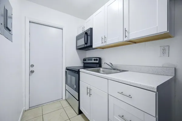 $1,575 | 750 Northwest 56th Street, Unit 17, Miami, FL 33127