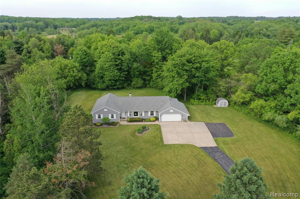 3147 East Highland Road Howell, MI 48855 - Photo 60 of 60