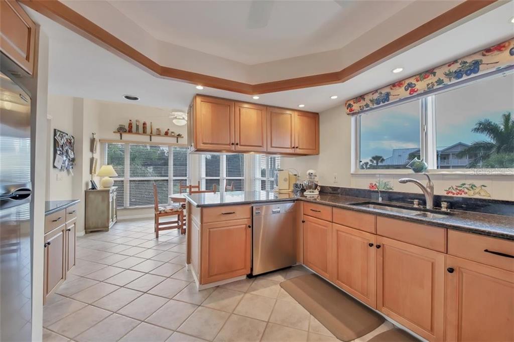 11000 Placida Road, Unit 1003 Placida, FL 33946 - Photo 14 of 41 Kitchen & Breakfast Nook