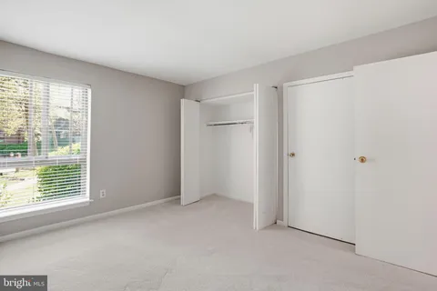 $325,000 | 11228 Chestnut Grove Square, Unit 132, Reston, VA 20190