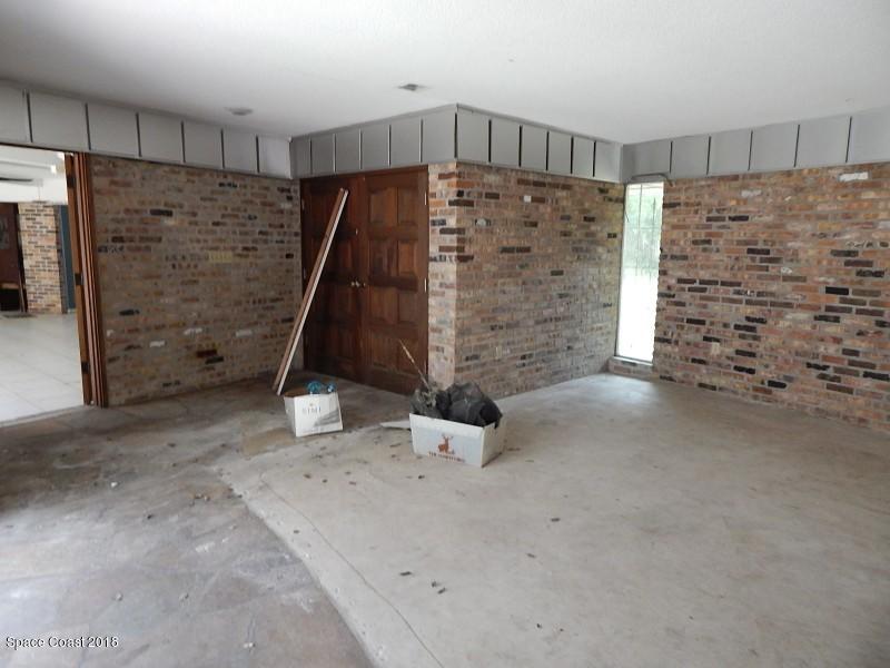 1960 Turpentine Road Mims, FL 32754 - Photo 8 of 12 02