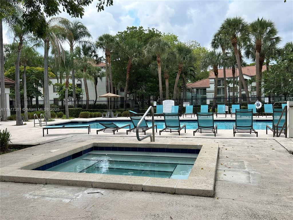 530 South Park Road, Unit 3511 Hollywood, FL 33021 - Photo 27 of 30 Gallery Image 27