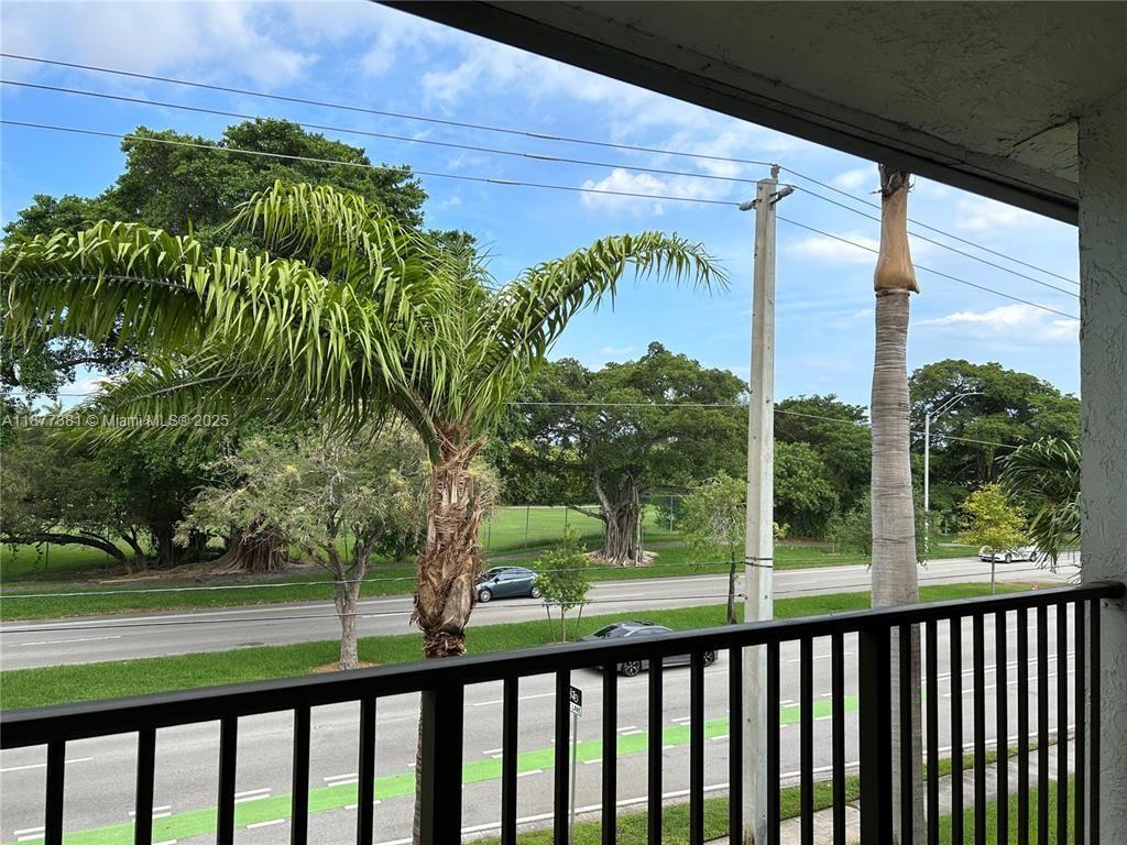 530 South Park Road, Unit 3511 Hollywood, FL 33021 - Photo 4 of 30 Gallery Image 4