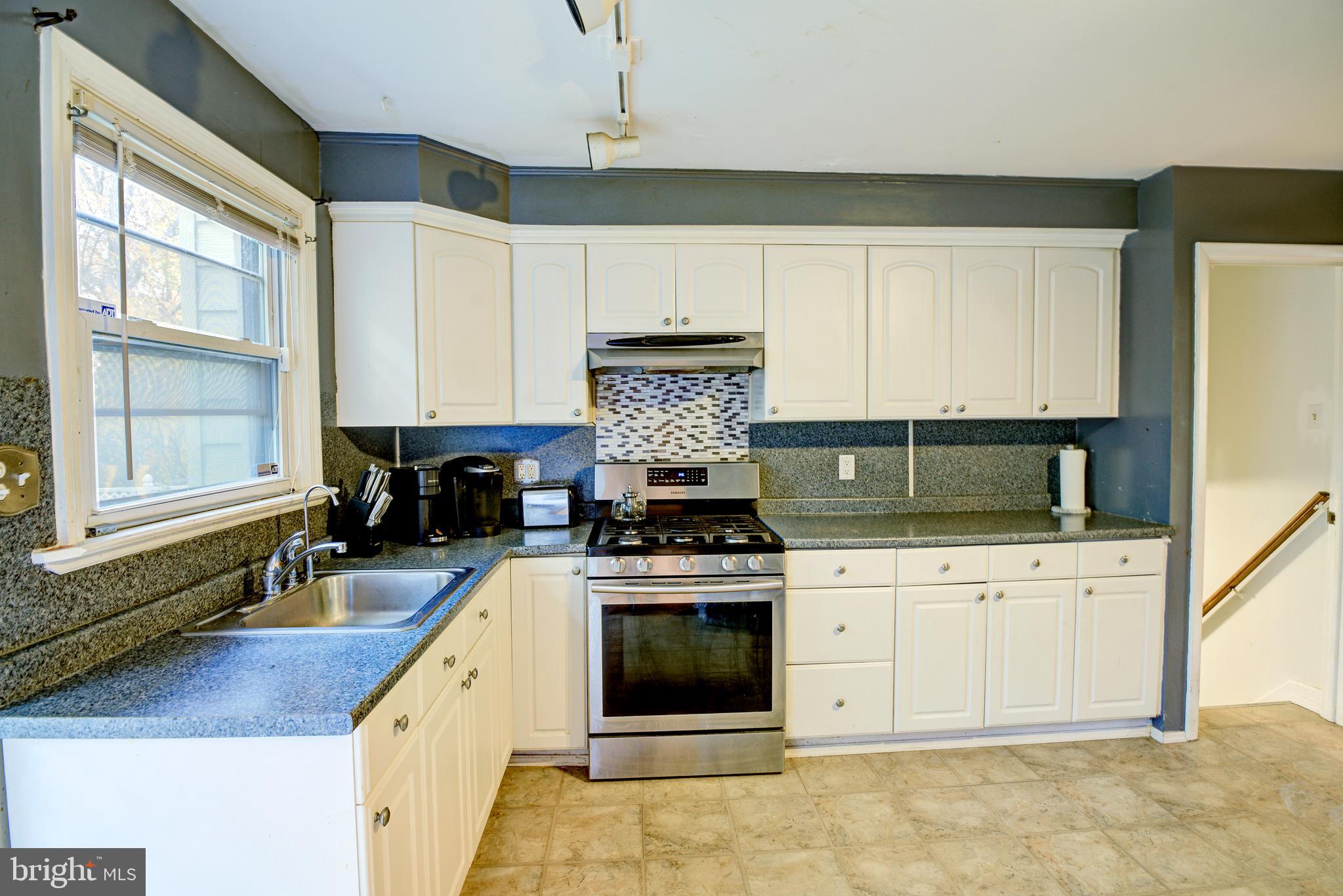 112 Rices Mill Road Wyncote, PA 19095 - Photo 11 of 29