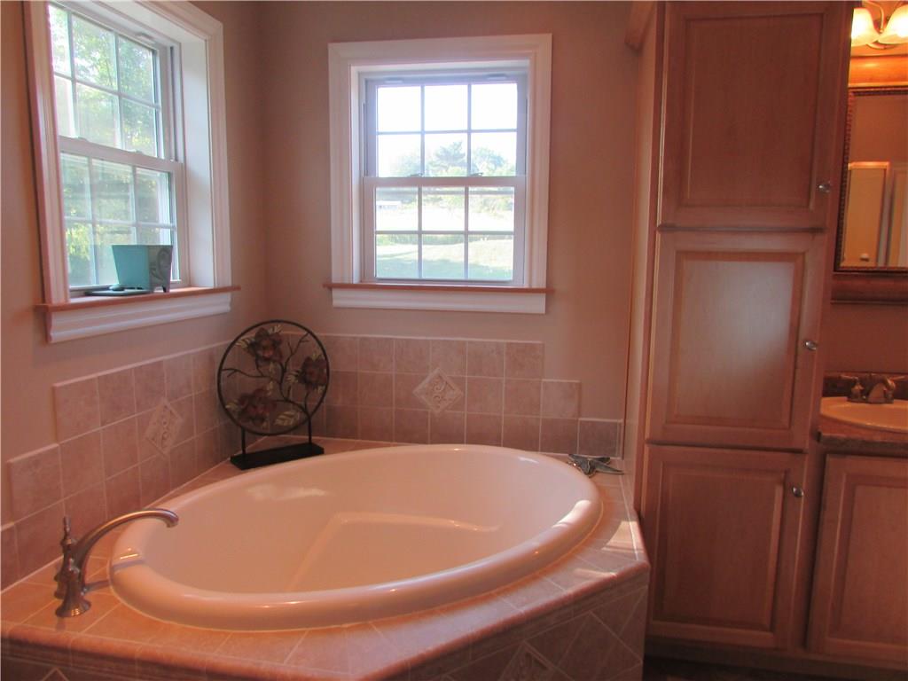 1219 Shaw Road Volant, PA 16156 - Photo 11 of 18 Garden tub in master bath