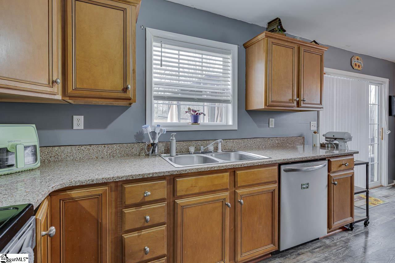 115 Shadow Hills Lane Liberty, SC 29657 - Photo 12 of 41