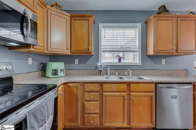 $339,900 | 115 Shadow Hills Lane, Liberty, SC 29657