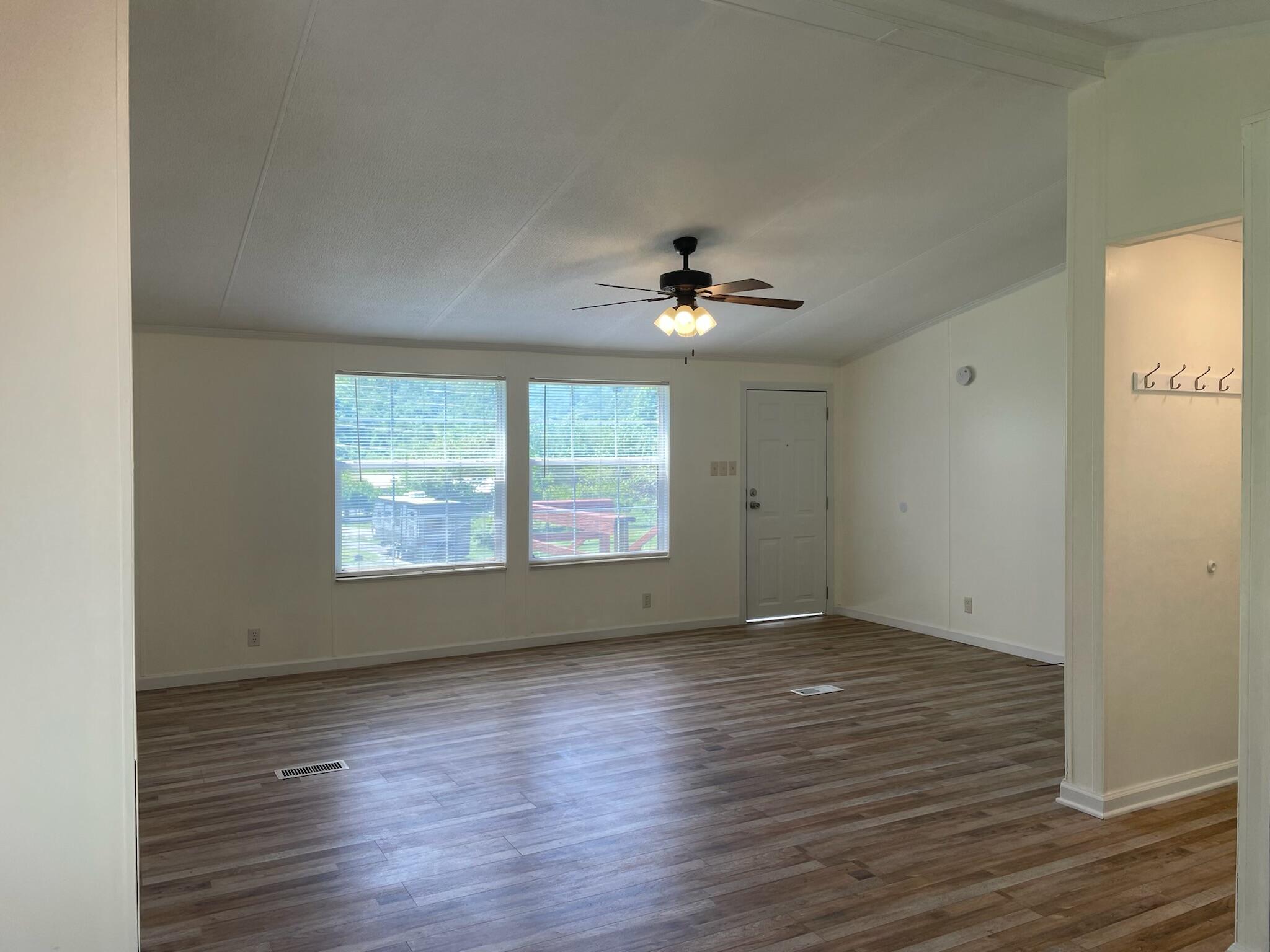 116 Ruby Harmon Road Elizabethton, TN 37643 - Photo 6 of 20 ruby17