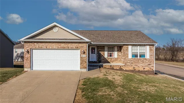 $349,000 | 1614 Jackson Ridge Drive, Jackson, MO 63755