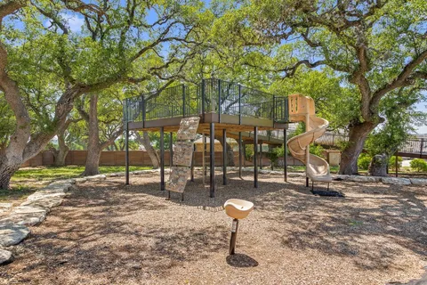 $825,000 | 227 Bridge Water Loop, Dripping Springs, TX 78620