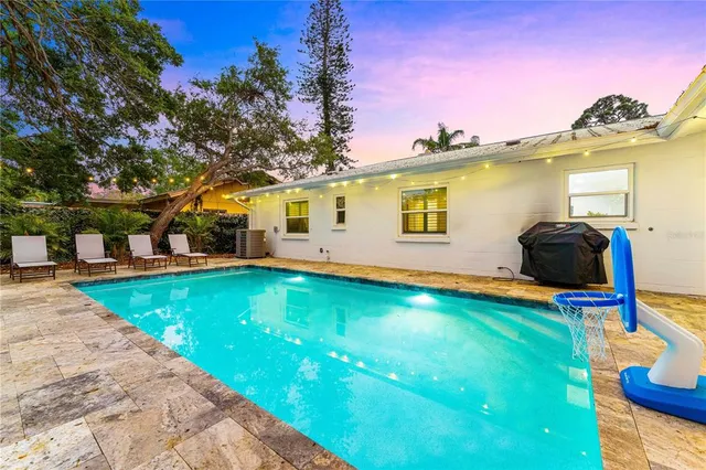 $10,000 | 1865 Orchid Street, Sarasota, FL 34239