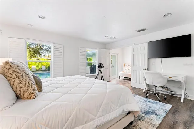 $10,000 | 1865 Orchid Street, Sarasota, FL 34239