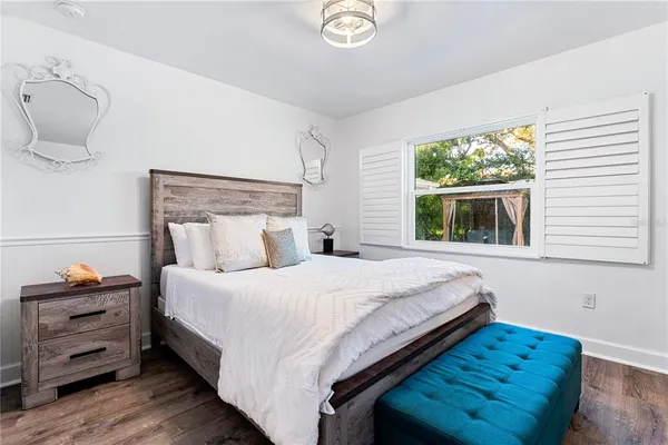 $10,000 | 1865 Orchid Street, Sarasota, FL 34239