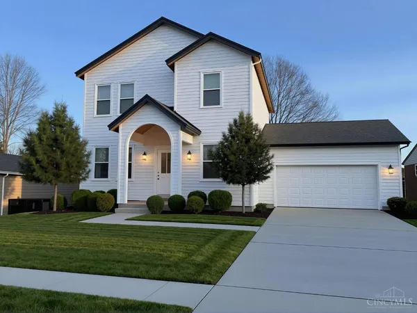 $450,000 | 805 Halesworth Drive, Forest Park, OH 45240