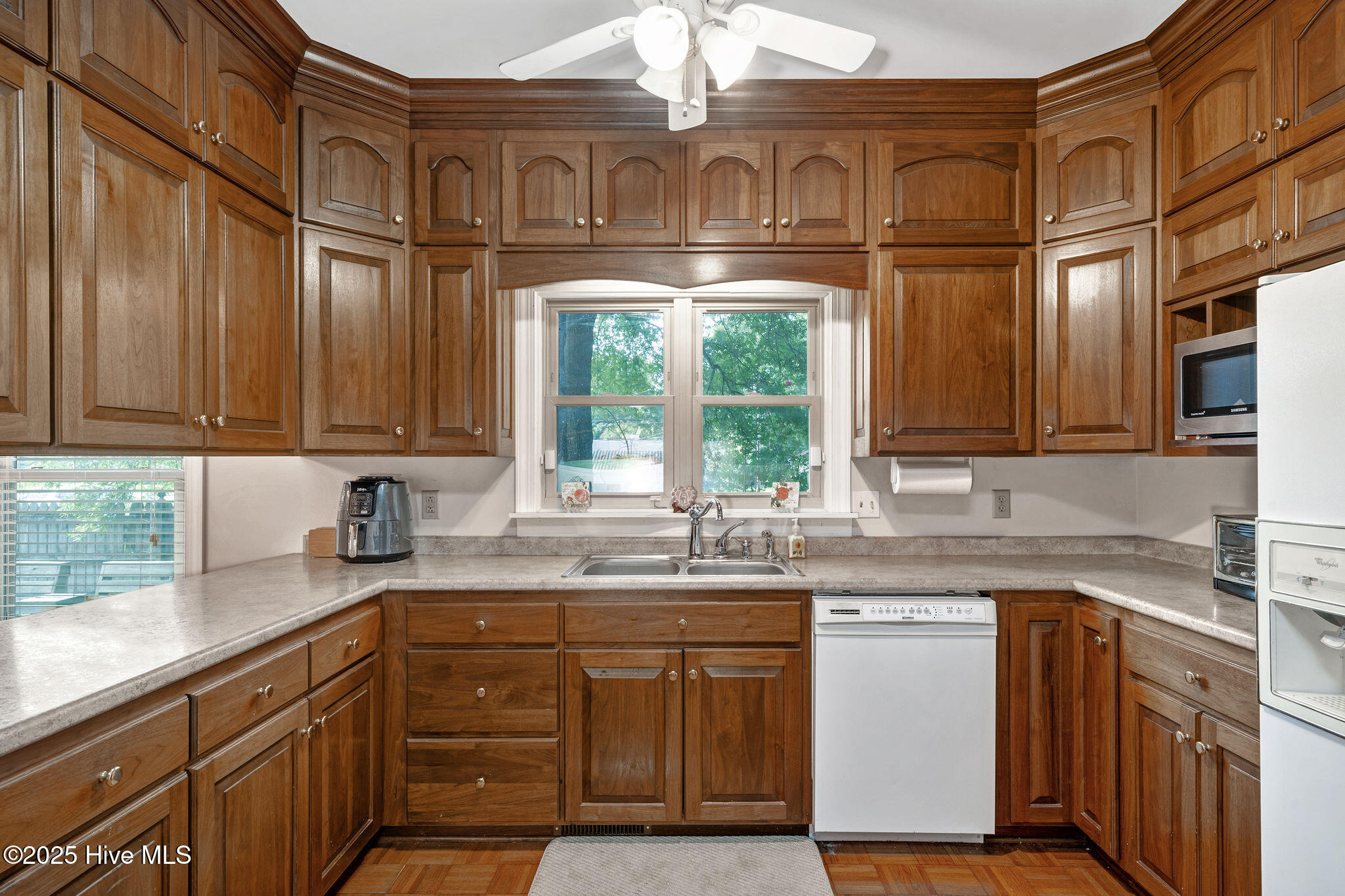 518 Forest Lane Wallace, NC 28466 - Photo 8 of 28 518forest7