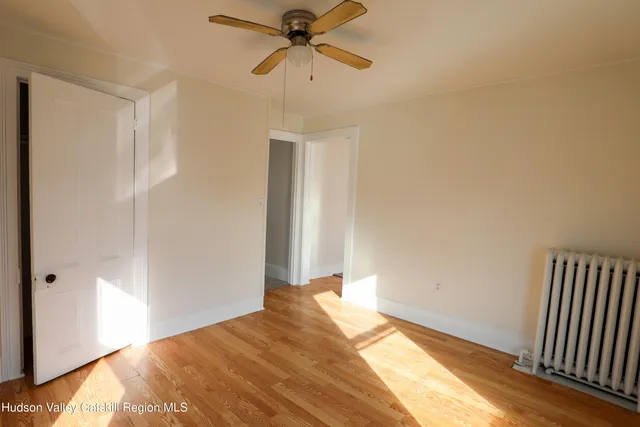 $1,500 | 180 Broadway, Unit C, Port Ewen, NY 12466