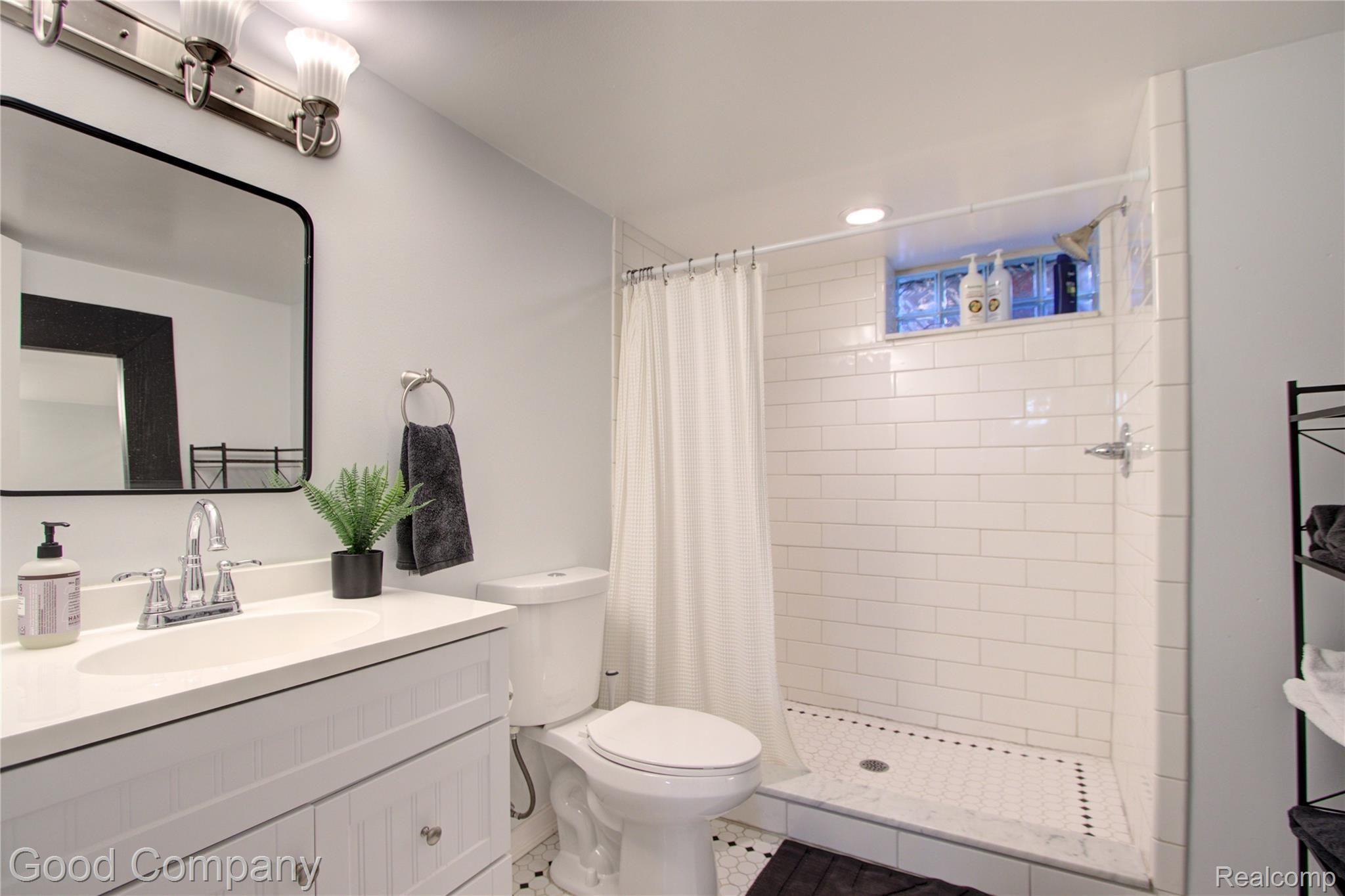 3911 Durham Road Royal Oak, MI 48073 - Photo 26 of 37 3911 Durham Rd. 26