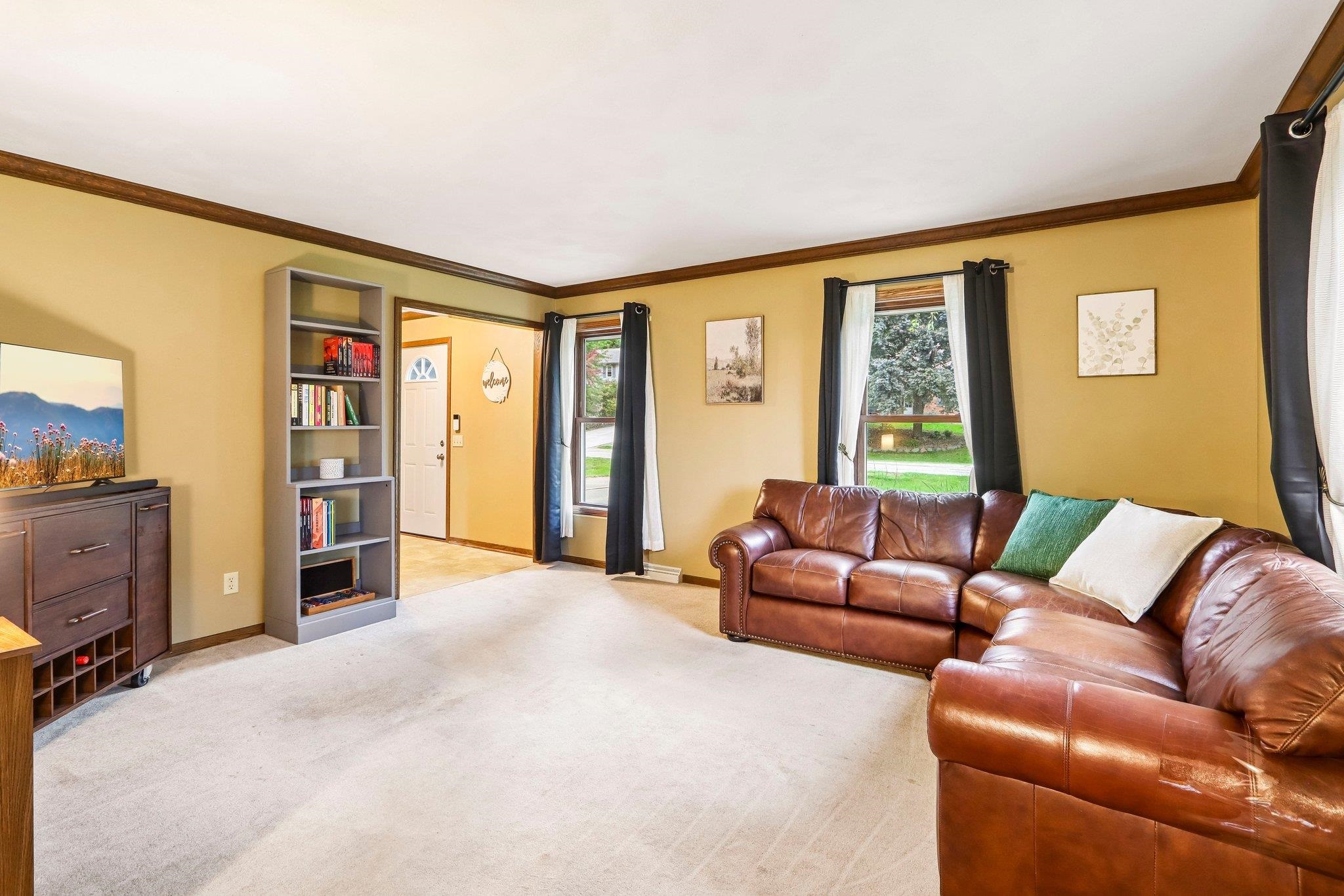 7134 South Hill Road DeForest, WI 53532 - Photo 4 of 29 Gallery Image 4