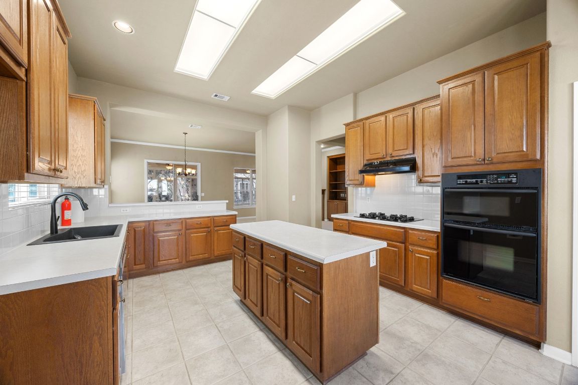 104 Lariat Drive Georgetown, TX 78633 - Photo 9 of 35 looking into the dining area