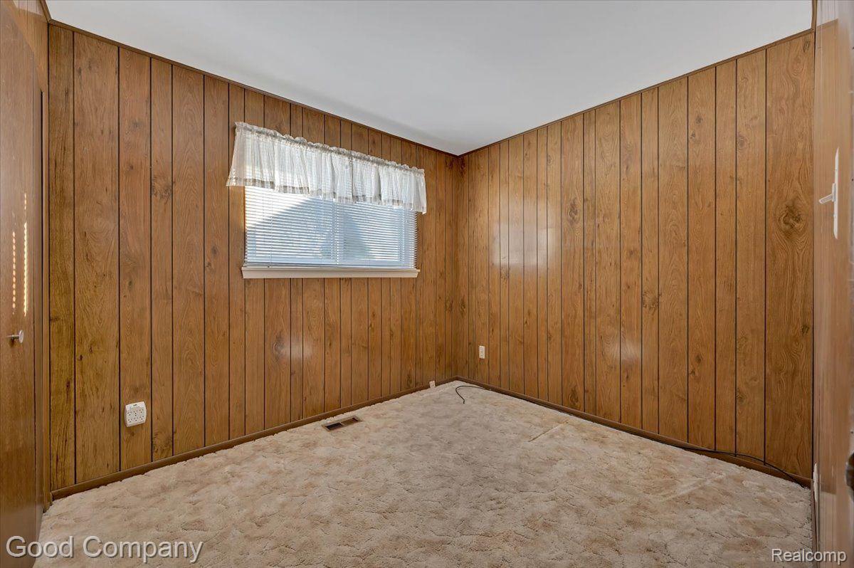 3060 Rockhaven Avenue Rochester, MI 48309 - Photo 19 of 23 Gallery Image 19