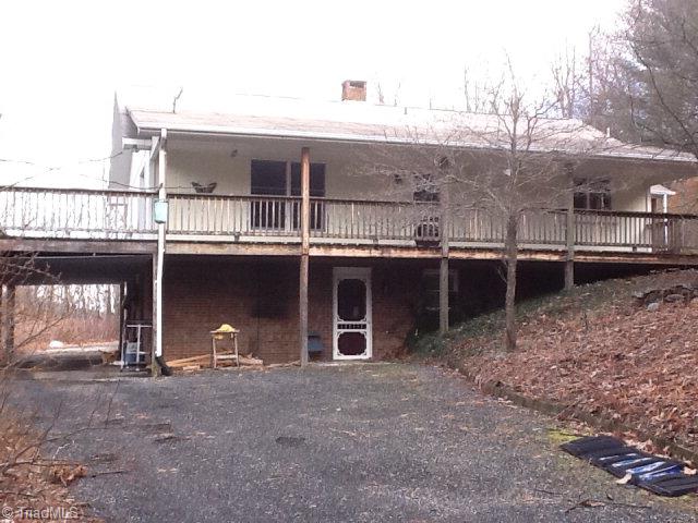 300 Roby Poe Road Crumpler, NC 28617 - Photo 1 of 1 Main View