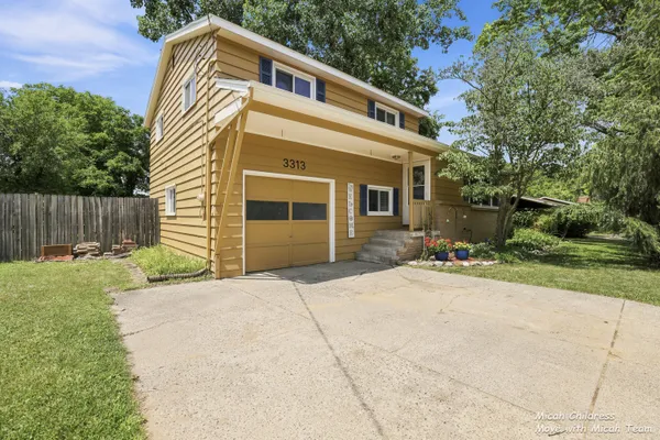 $319,000 | 3313 Fuller Avenue Southeast, Grand Rapids, MI 49508