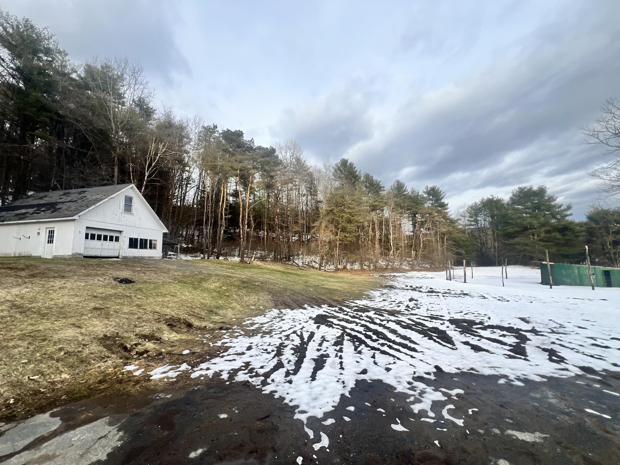 145 Bishop Road Lisbon, NH 03585 - Photo 3 of 35
