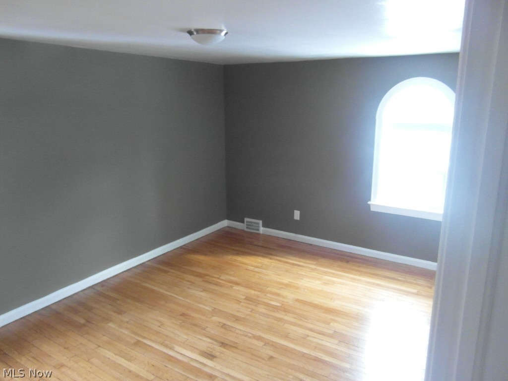 1222 Castleton Road Cleveland, OH 44121 - Photo 21 of 32 bedroom #2