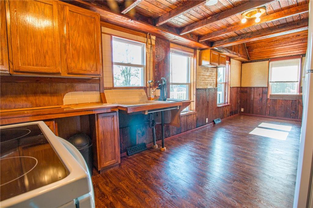 328 Rattigan Road Chicora, PA 16025 - Photo 8 of 25 Gallery Image 8