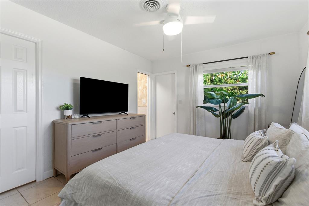 1850 Southeast 7th Street Pompano Beach, FL 33060 - Photo 17 of 30