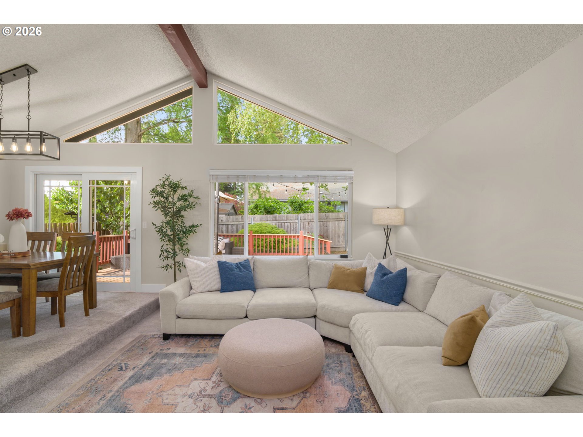 12225 Southwest Spring Court Portland, OR 97225 - Photo 9 of 31 Gallery Image 9