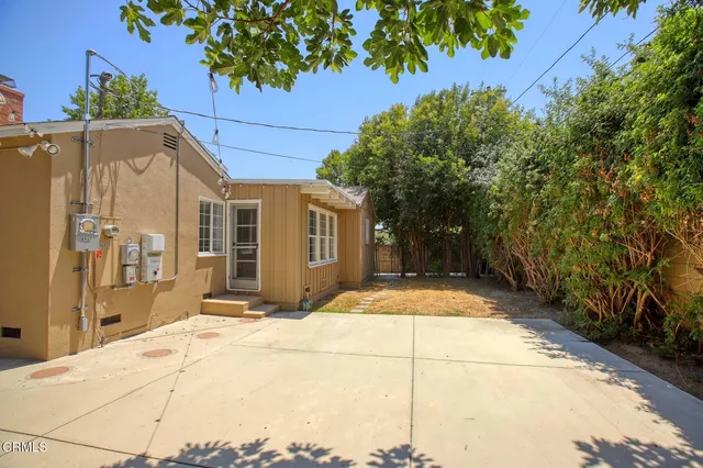 $1,350,000 | 8939 Rhea Avenue, Northridge, CA 91324