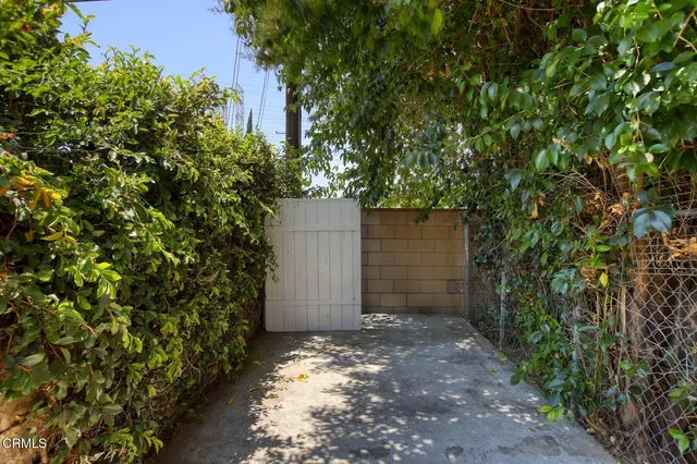 $1,350,000 | 8939 Rhea Avenue, Northridge, CA 91324