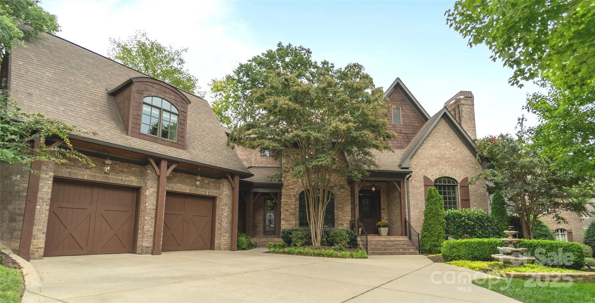 5523 Closeburn Road Charlotte, NC 28210 - Photo 1 of 33 Gallery Image 1