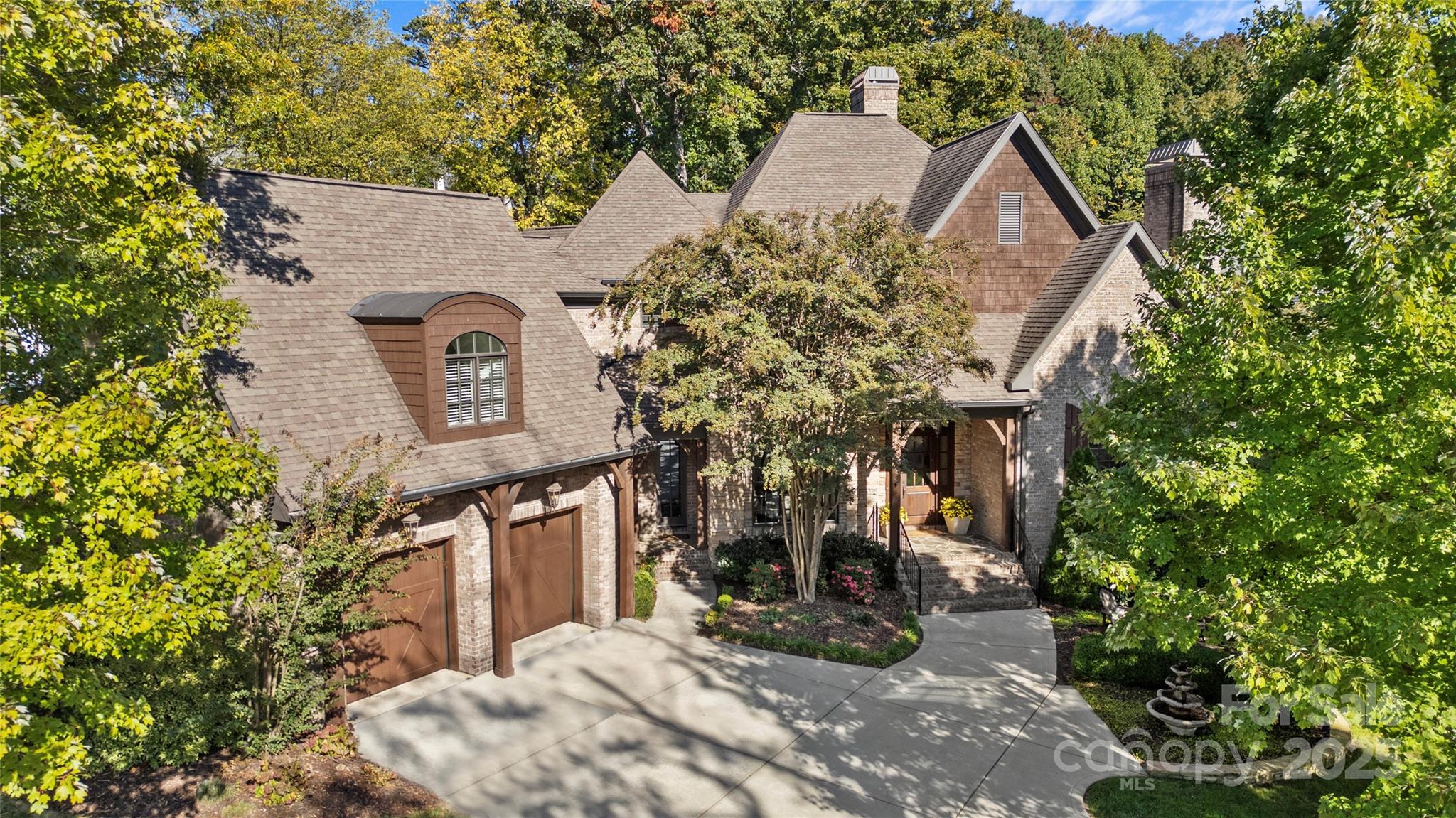 5523 Closeburn Road Charlotte, NC 28210 - Photo 2 of 33 Gallery Image 2