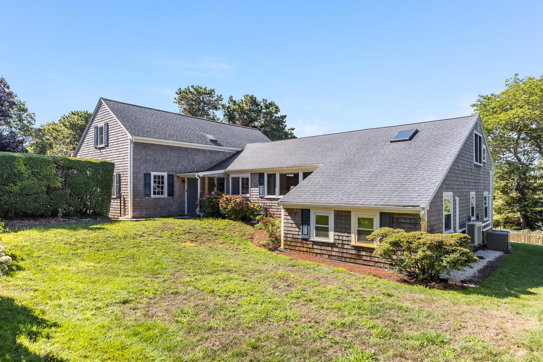 335 Old Queen Anne Road Chatham, MA 02633 - Photo 4 of 72 598A5434