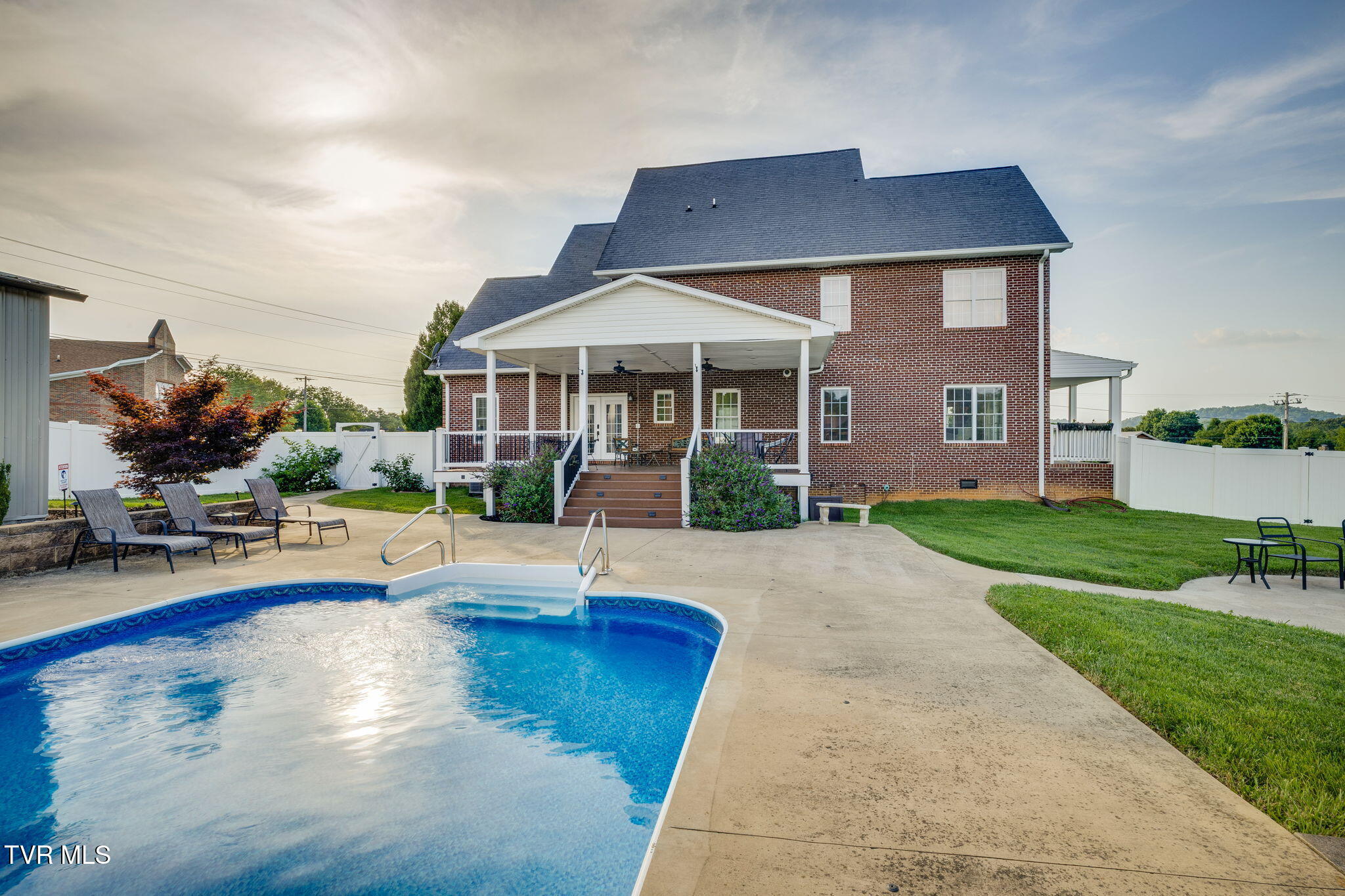146 Hopson Road Johnson City, TN 37601 - Photo 62 of 78 054