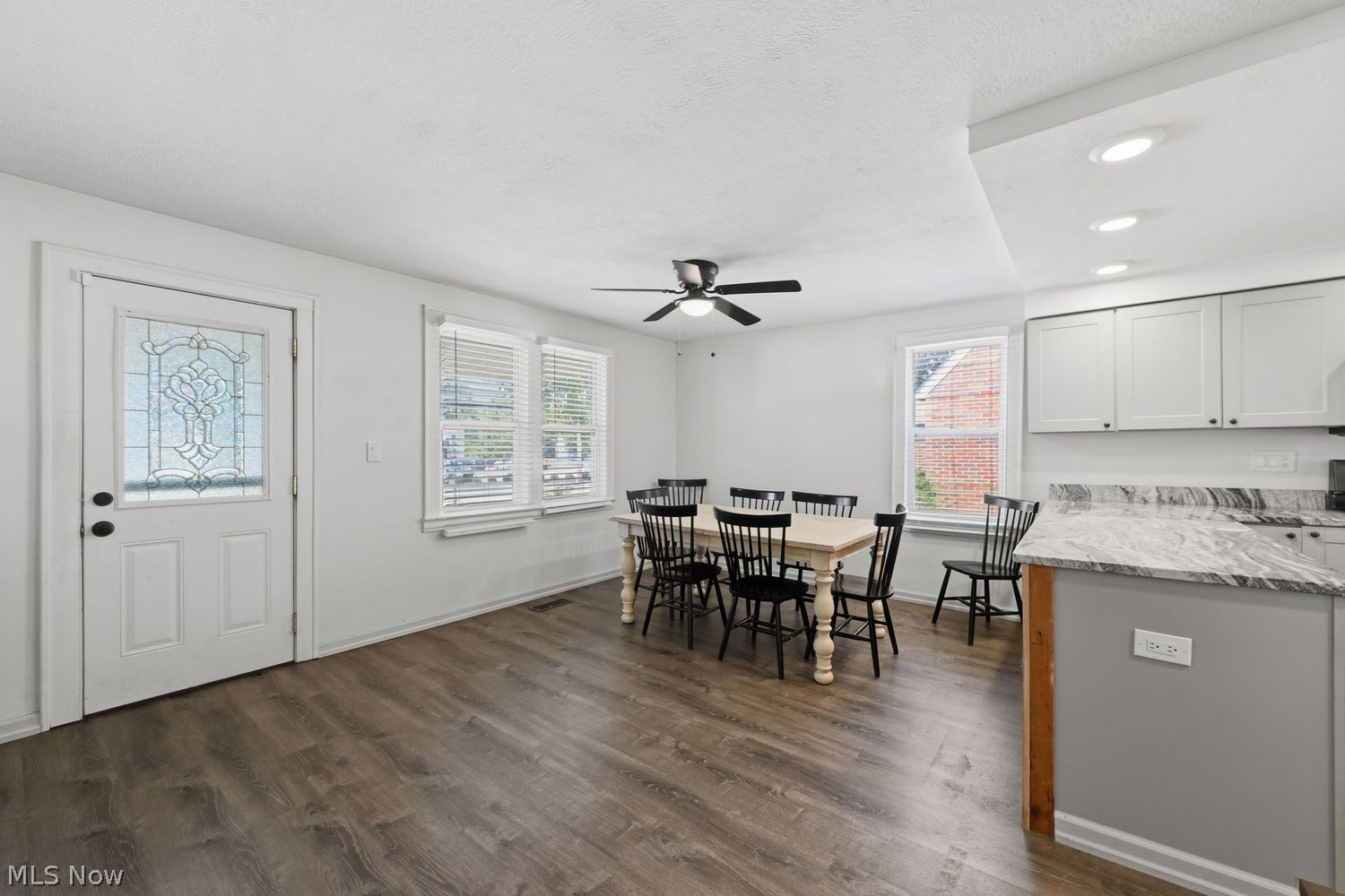 9767 Columbia Road Olmsted Falls, OH 44138 - Photo 9 of 34 Gallery Image 9