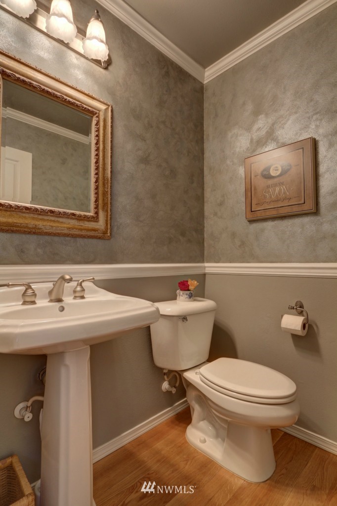 24019 44 Avenue Southeast Bothell, WA 98021 - Photo 13 of 24