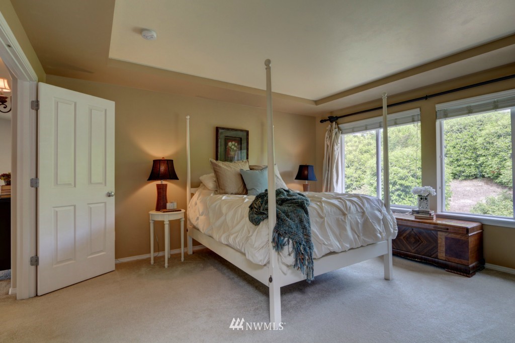 24019 44 Avenue Southeast Bothell, WA 98021 - Photo 16 of 24