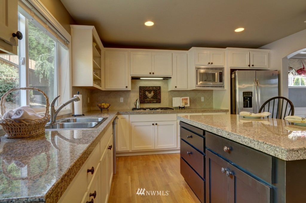24019 44 Avenue Southeast Bothell, WA 98021 - Photo 7 of 24