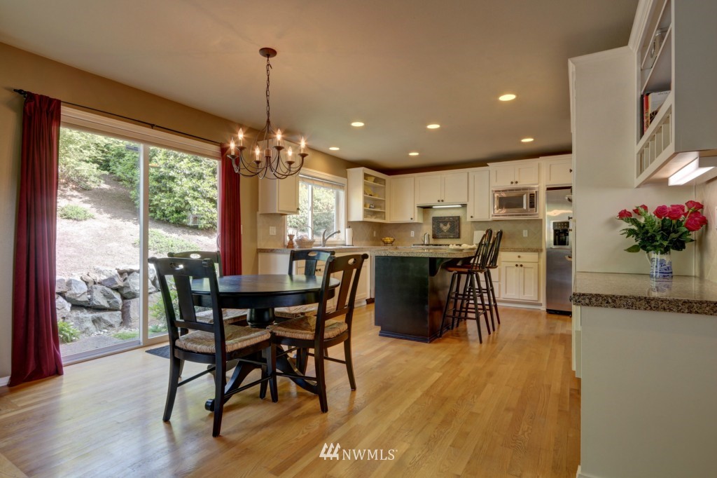 24019 44 Avenue Southeast Bothell, WA 98021 - Photo 9 of 24