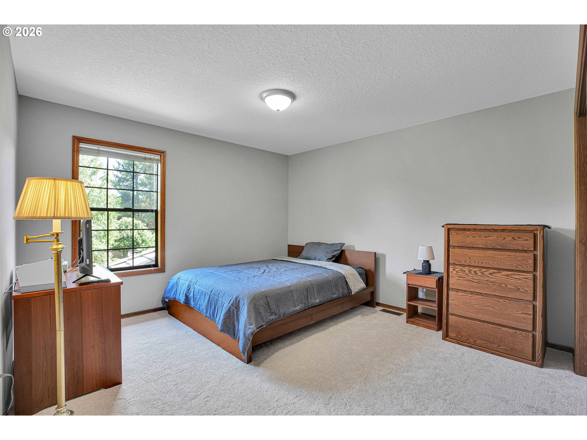 6401 Southwest Dolph Drive Portland, OR 97219 - Photo 41 of 48 Bedroom