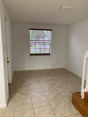 $2,000 | 3390 Northeast 13th Cir Drive, Unit 104, Homestead, FL 33033