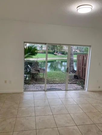 $2,000 | 3390 Northeast 13th Cir Drive, Unit 104, Homestead, FL 33033