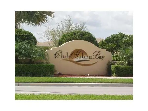 $2,000 | 3390 Northeast 13th Cir Drive, Unit 104, Homestead, FL 33033