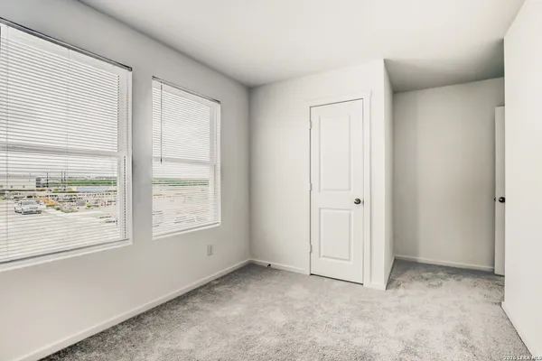 $1,700 | 11938 Spiderwort Ridge, Converse, TX 78109