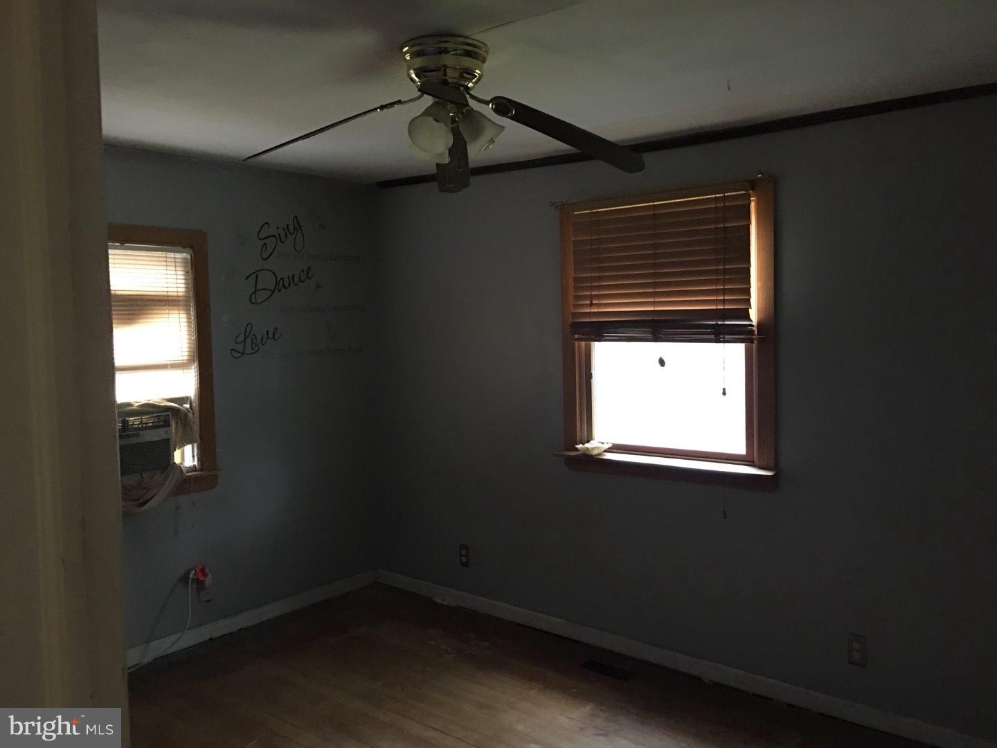 415 Warwick Road Lawnside, NJ 08045 - Photo 3 of 6 Gallery Image 3